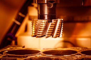 Metal işleme Cnc freze makinesi.