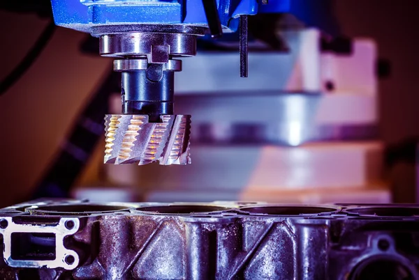 Máquina de trituração CNC para metalurgia . — Fotografia de Stock