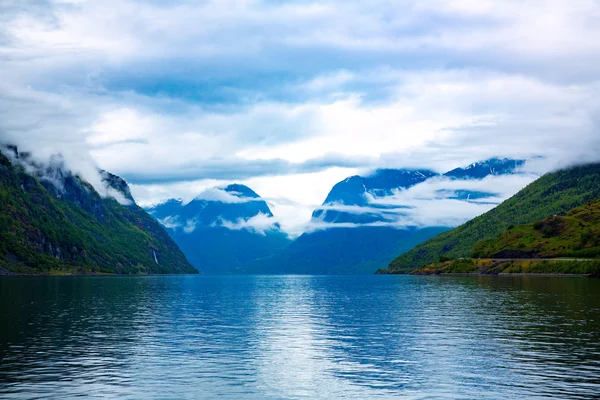 Prachtige natuur Noorwegen. — Stockfoto