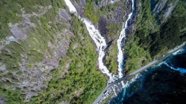 空中映像 Latefossen 滝ノルウェー — ストック動画