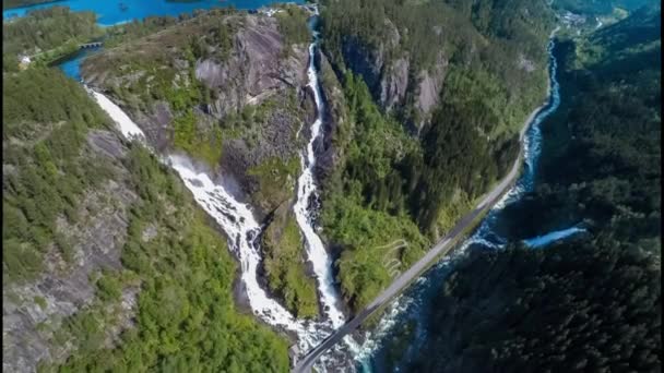 航拍镜头 Latefossen 瀑布挪威 — 图库视频影像
