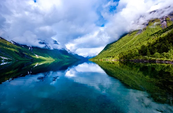 Prachtige natuur Noorwegen. — Stockfoto