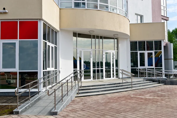 Entrance to building — Stock Photo, Image