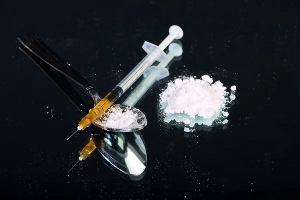 Drug syringe white powde — Stock Photo, Image
