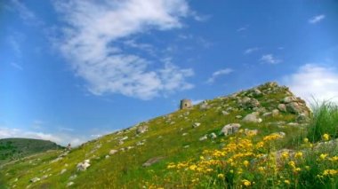 Eski Ceneviz kale (timelapse kalıntıları)