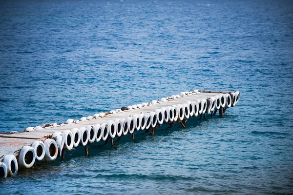 Porto de barco marítimo no Mediterrâneo — Fotografia de Stock
