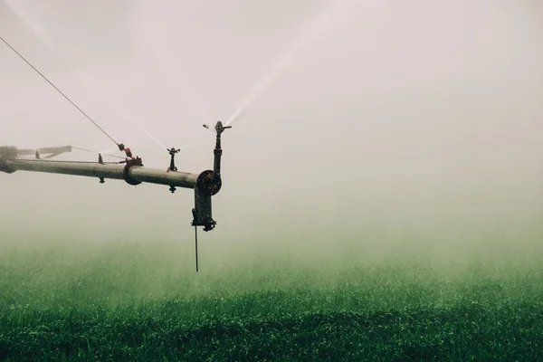 Large agricultural irrigation systems — Stock Photo, Image