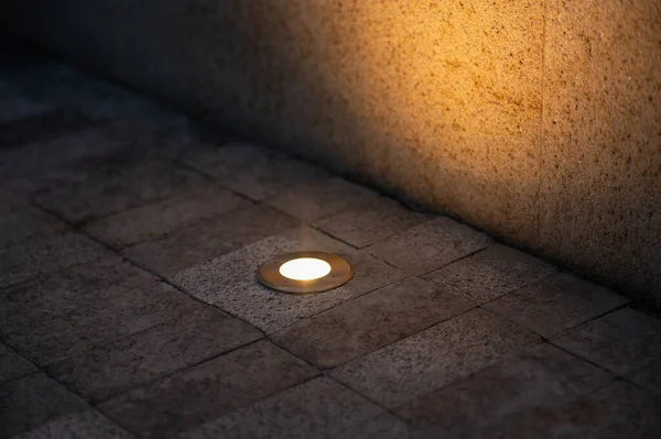 Verlichting Architectuur Gebouw Muur Gevel Verlichting Verborgen Lampen — Stockfoto