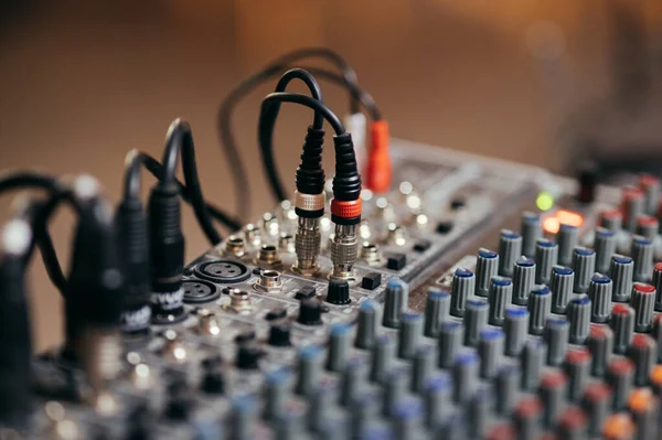 Mixer Audio Konzol Koncert Esemény Kísérő Háttér Mikrofonok — Stock Fotó