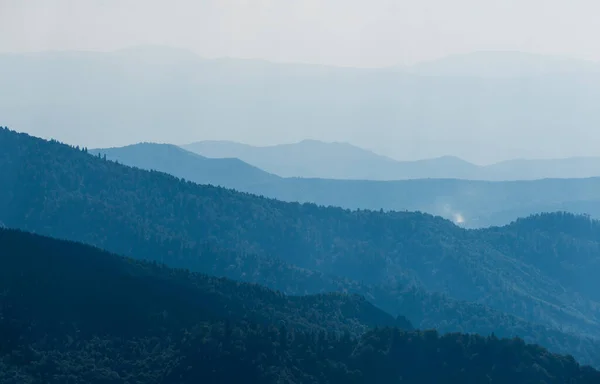 Silueta Las Montañas Azules Europeas Hermoso Paisaje — Foto de Stock