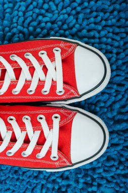Kırmızı ayakkabılar, gençlik konu mükemmel arka plan fo moda