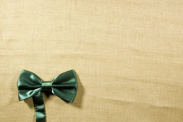 Corbata en una servilleta de lino — Foto de Stock