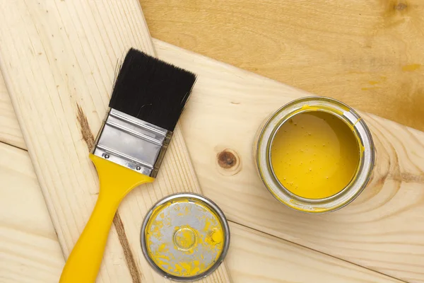 Brush for paint and paint — Stock Photo, Image