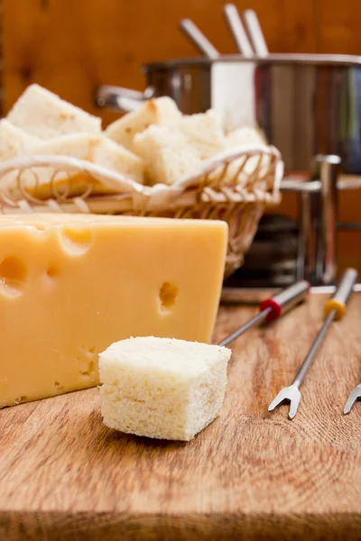 Crackers e fonduta di formaggio — Foto Stock