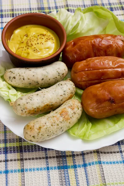 Salsichas alemãs tradicionais — Fotografia de Stock