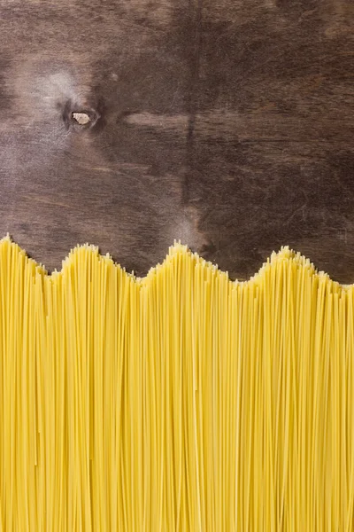 Raw spaghetti noodles — Stock Photo, Image