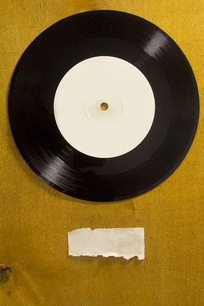Музыкальная виниловая пластинка — стоковое фото