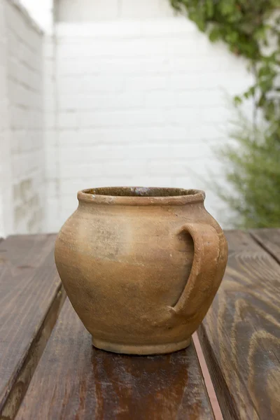 Old clay pot — Stock Photo, Image