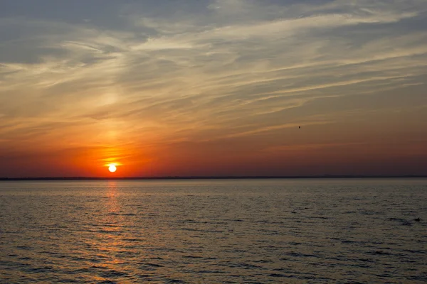 Puesta de sol en el mar — Foto de Stock