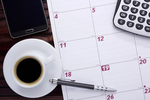 Caffè sul calendario dell'ufficio — Foto Stock