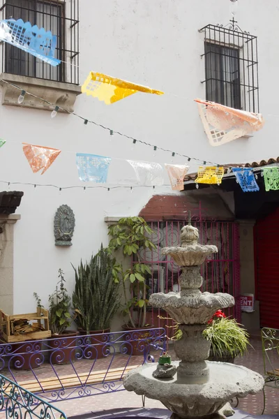 Fountain in the courtyard — Stock Photo, Image