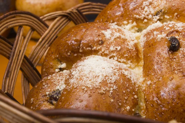 Challah con pasas —  Fotos de Stock