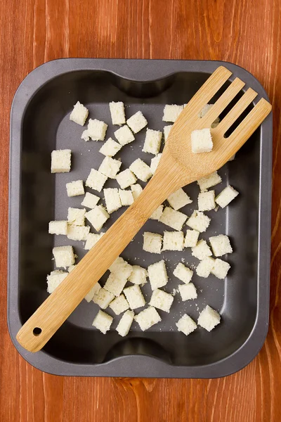 Cubes of bread croutons of white bread — Stock Photo, Image