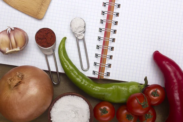 Közös fűszerek és zöldségek előkészítéséhez — Stock Fotó