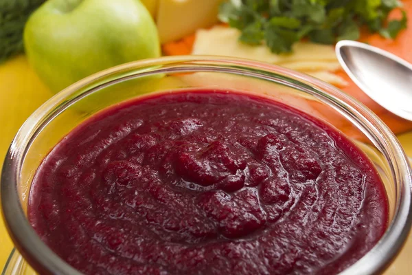 Cream soup made from beets — Stock Photo, Image