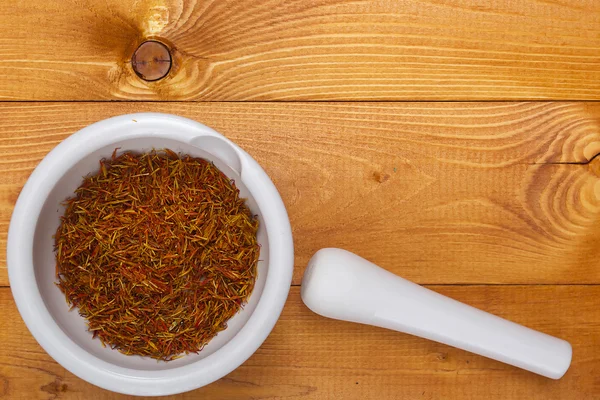 Culinary mortar with spice saffron — Stock Photo, Image