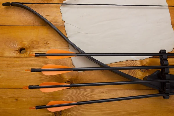 Professional bow with a set of arrows — Stock Photo, Image