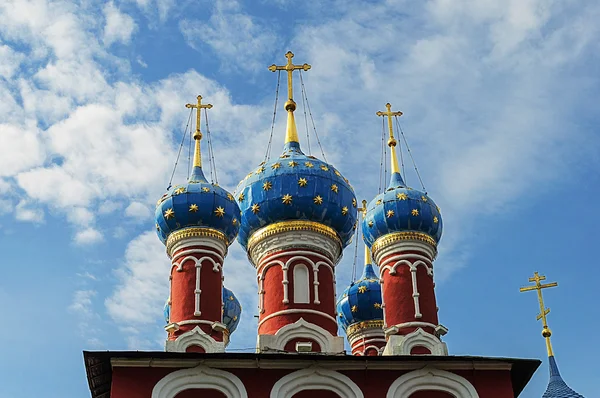 Cúpula Iglesia de Dimitry sobre la Sangre en Uglich — Foto de Stock