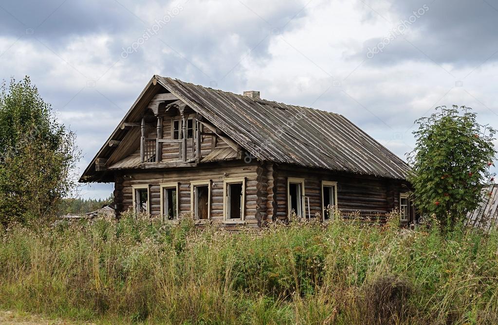 Peoples who say NO to civilization.. Depositphotos_114230394-stock-photo-old-abandoned-country-wooden-house