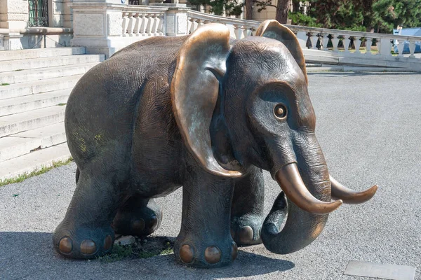 Estátua Elefante Frente Museu História Natural Viena Áustria Viena Áustria — Fotografia de Stock