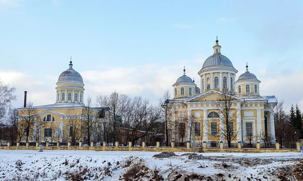 Erlöser-Verklärung-Kathedrale in Torschok, Winterzeit — Stockfoto