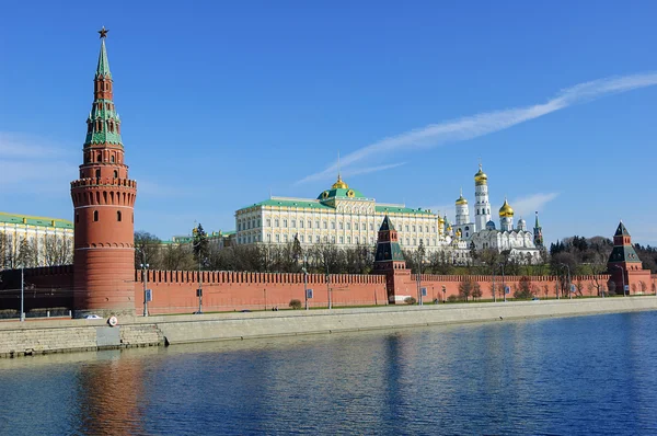 Moscow Kremlin and Moskva River — Stock Photo, Image