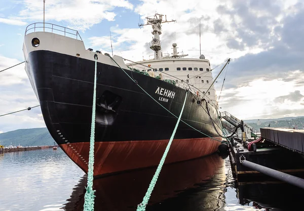 Nuclear-powered icebreaker "Lenin" in Murmansk — Stock Photo, Image