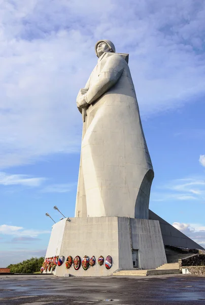 Denkmal für die Verteidiger der sowjetischen Arktis in Murmansk — Stockfoto