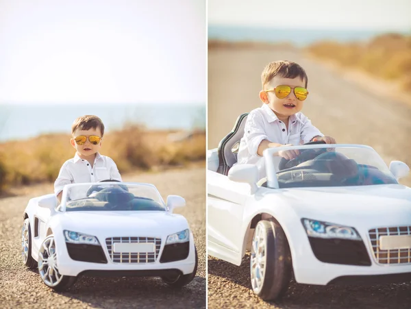 Коллаж, маленький мальчик для путешествия на машине — стоковое фото