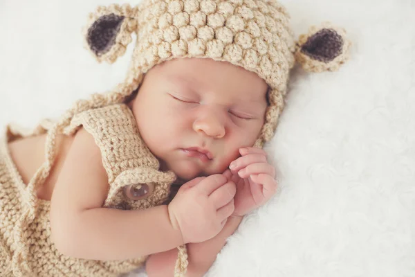 Dulce sueño del recién nacido — Foto de Stock