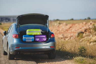 Сімейний автомобіль, готові до поїздки
