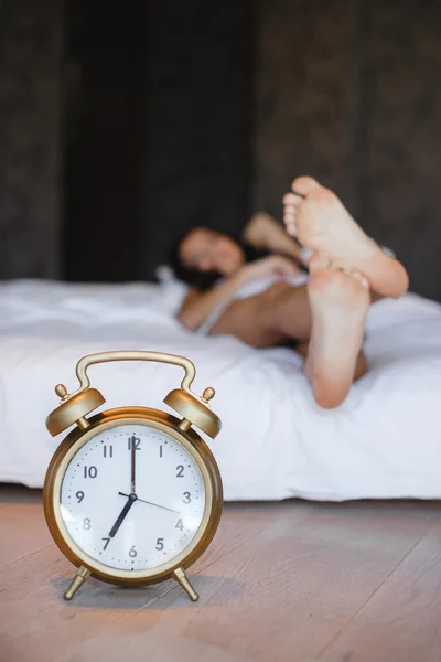 Early morning a young beautiful woman — Stock Photo, Image