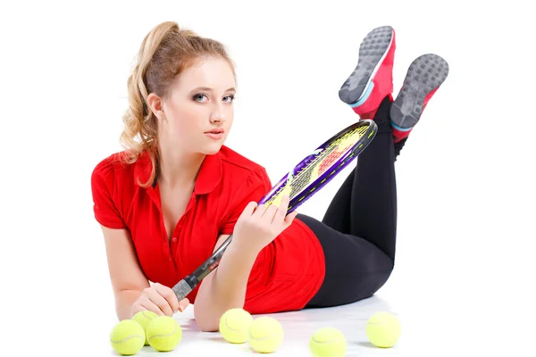 Jeune fille joueuse de tennis se reposant après une séance d'entraînement . — Photo