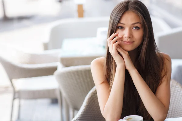 Morning coffee in a cafe for a beautiful woman — Stock fotografie