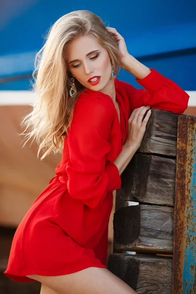 Portrait of beautiful women in old dock — Stock Photo, Image