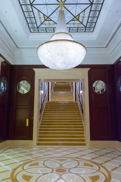 Εσωτερικό με σκάλες — Φωτογραφία Αρχείου