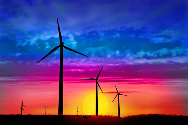 Windmill against a beautiful sky — Stock Photo, Image