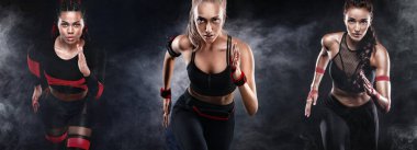 Siyah arka planda koşan iki atlet. Geceleri spor giyerek koşan güçlü atletik kadınlar. Spor ve spor motivasyonu. Çalıştırıcı kavramı.