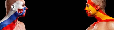 Maç 33. Slovakya İspanya 'ya karşı. Yüzünde bayrak olan futbol ya da futbol atleti. Kopyalama alanı ile spor kavramı.
