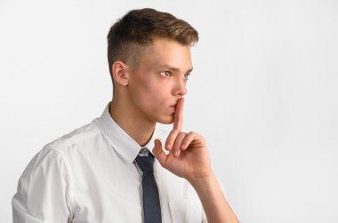 şık genç işadamı